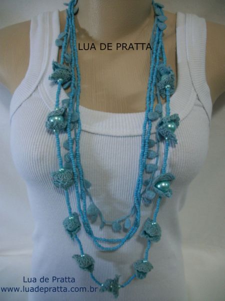 Colar azul