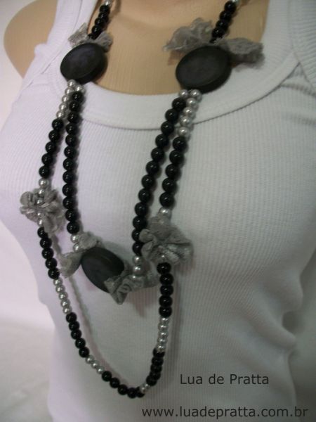 Colar com renda